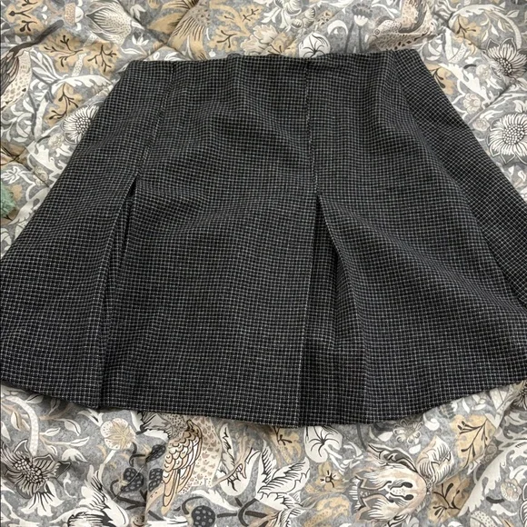Abercrombie & Fitch Black Checkered Skater Skirt - Picture 3 of 3